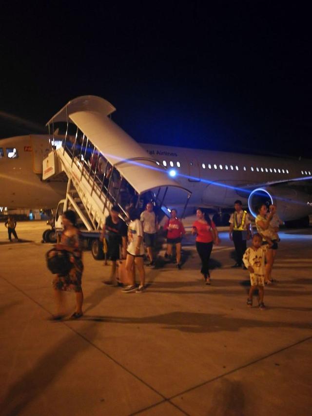 三亚,每天都是不一样的风景,展现我们性感的身子