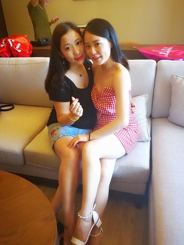 三亚,每天都是不一样的风景,展现我们性感的身子